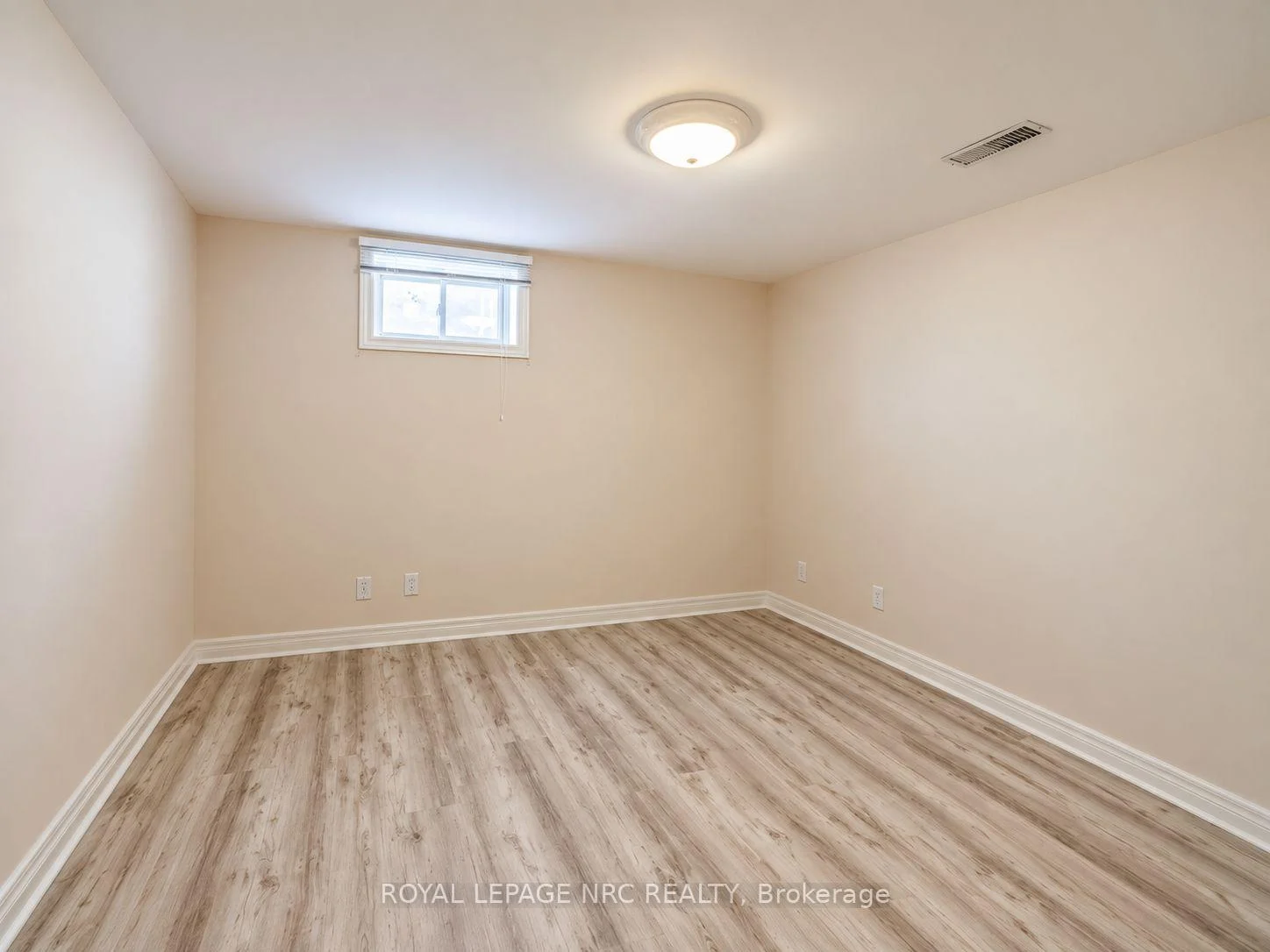 Photo 44 of 7621 Cameron Court, Niagara Falls, Mt. Carmel — HOMEH