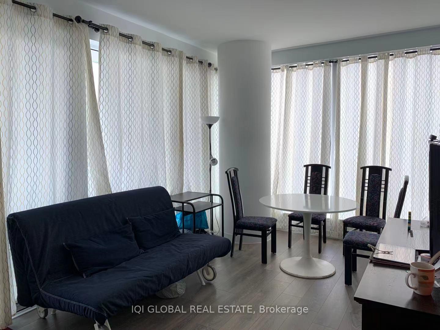 Photo 4 of Unit 4606, 950 Portage(2nd Bed) Parkway, Vaughan, Vaughan Corporate Centre — HOMEH