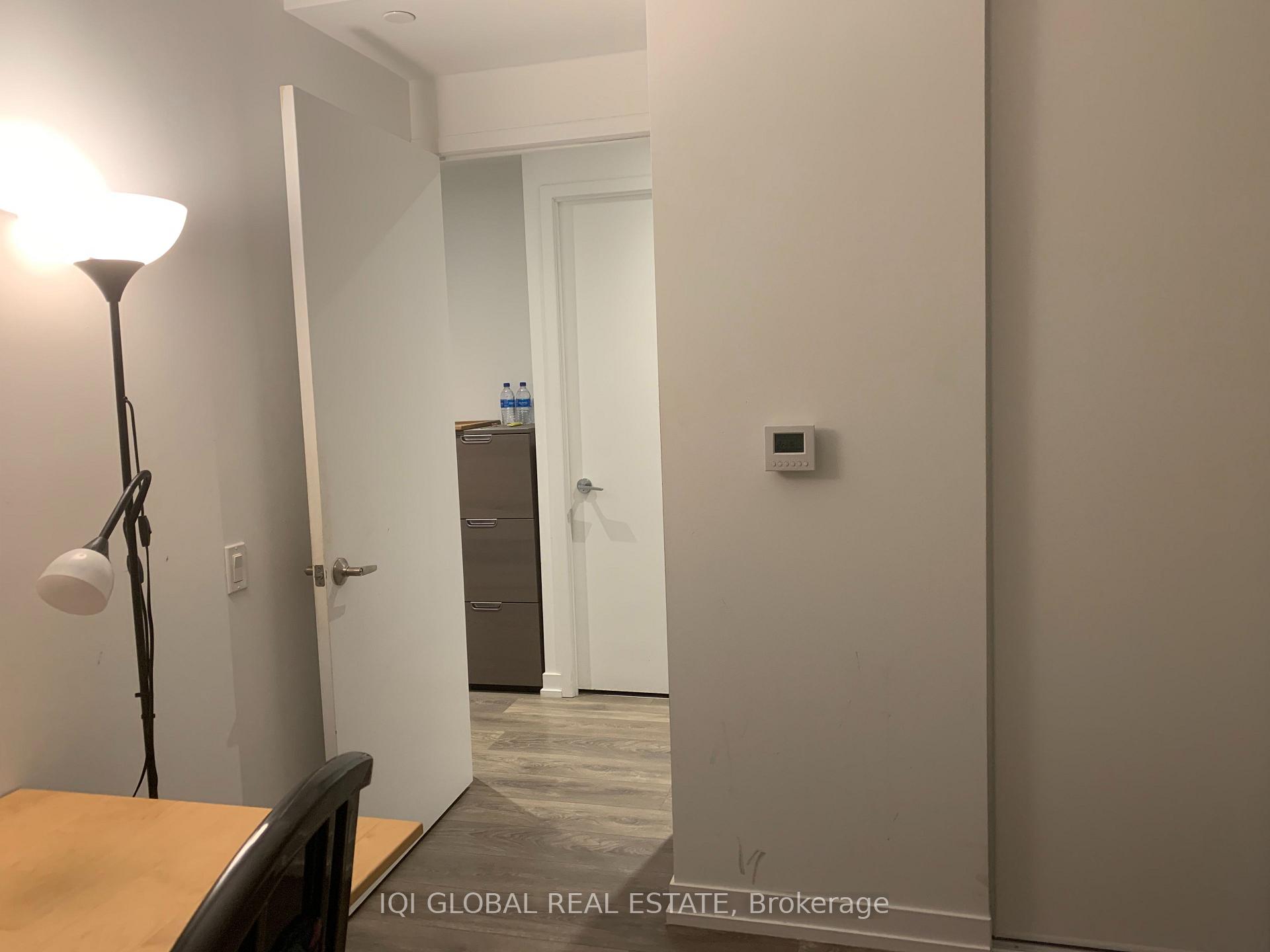Photo 7 of Unit 4606, 950 Portage(2nd Bed) Parkway, Vaughan, Vaughan Corporate Centre — HOMEH