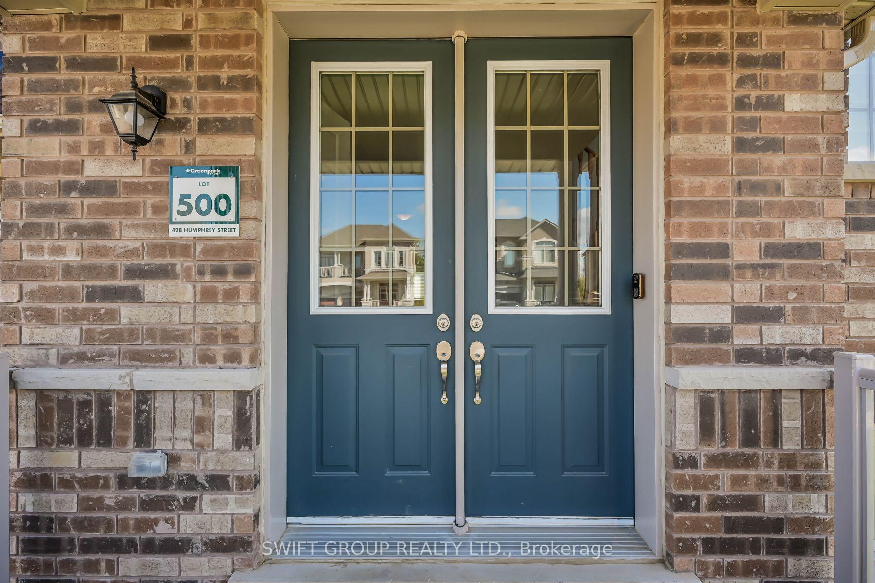 Photo 2 of 428 Humphrey Street, Hamilton, Waterdown — HOMEH