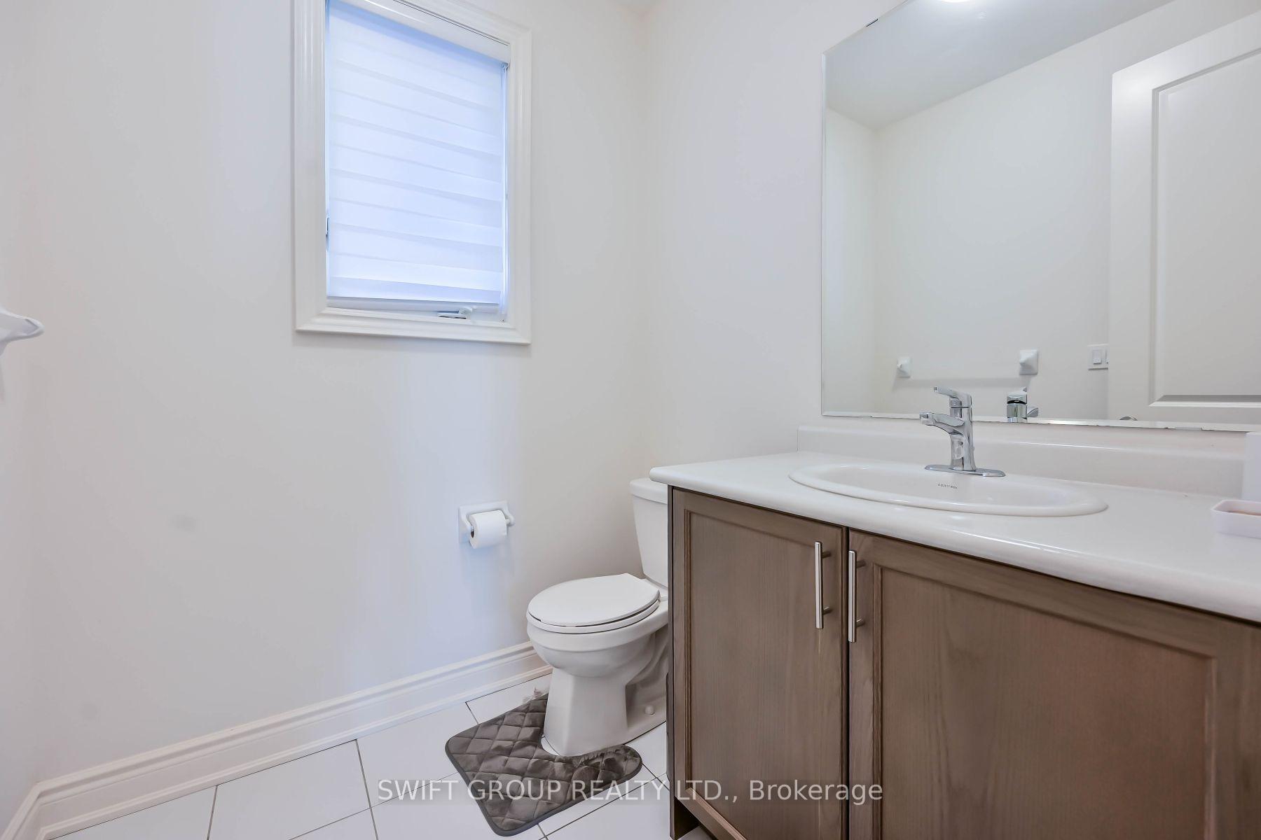 Photo 8 of 428 Humphrey Street, Hamilton, Waterdown — HOMEH