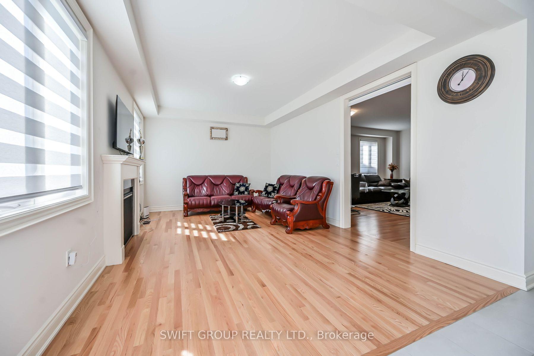 Photo 15 of 428 Humphrey Street, Hamilton, Waterdown — HOMEH