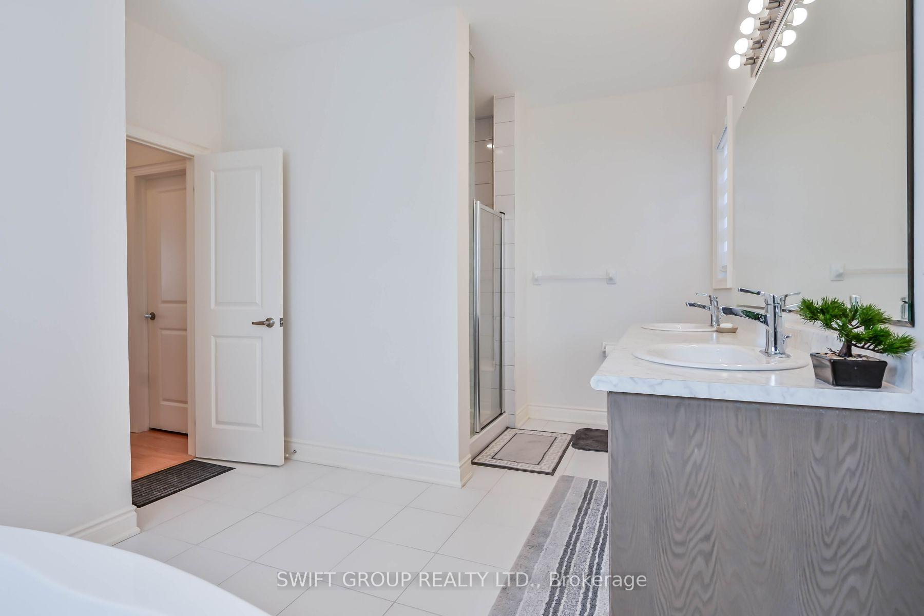 Photo 22 of 428 Humphrey Street, Hamilton, Waterdown — HOMEH