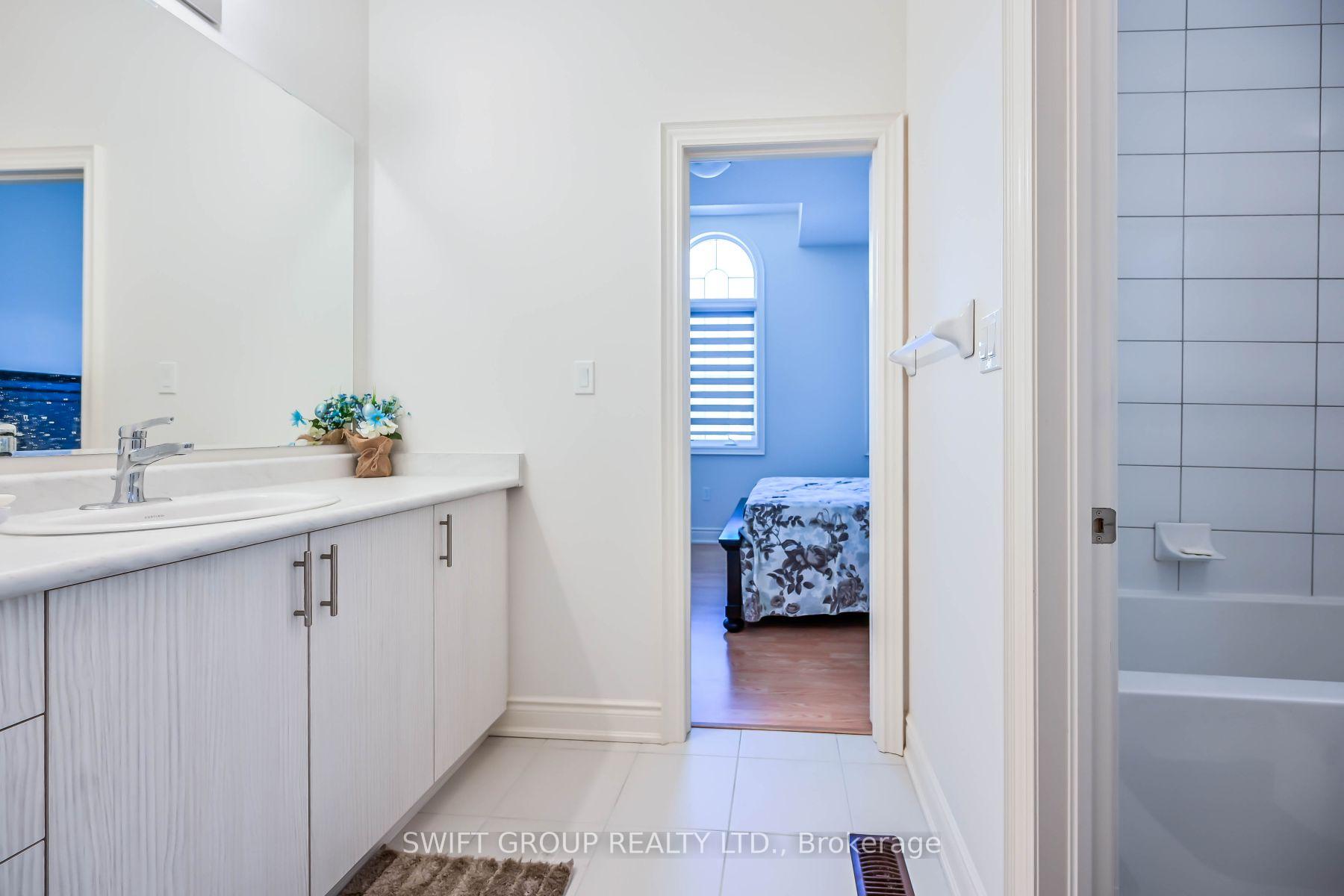 Photo 25 of 428 Humphrey Street, Hamilton, Waterdown — HOMEH