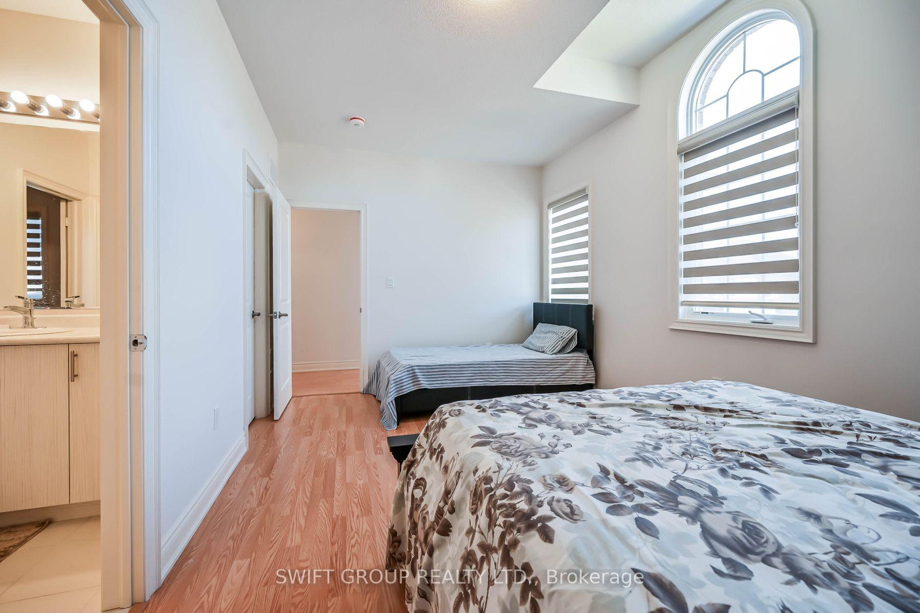 Photo 28 of 428 Humphrey Street, Hamilton, Waterdown — HOMEH