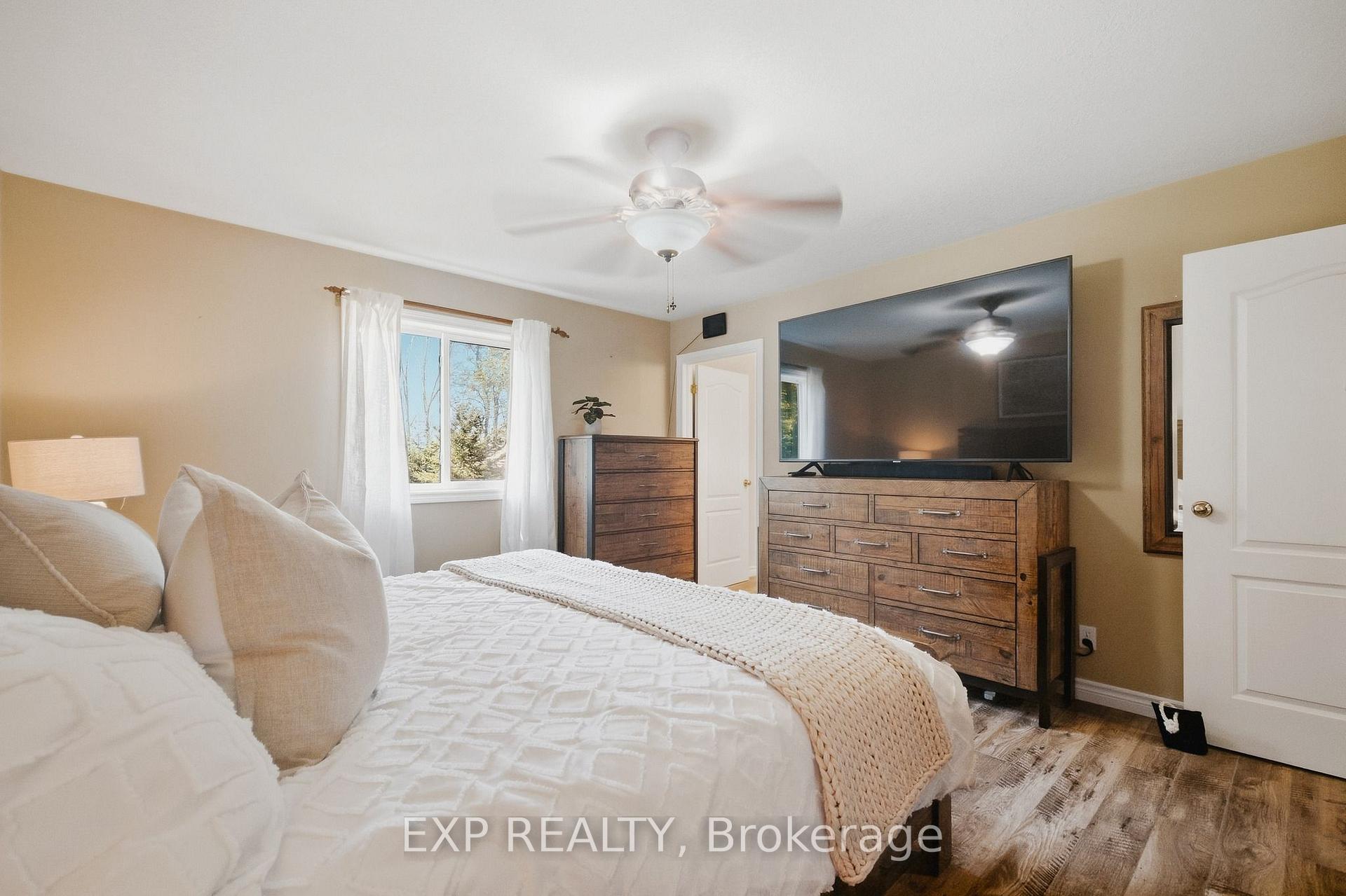 Photo 22 of 59 Regency Drive, Minto — HOMEH