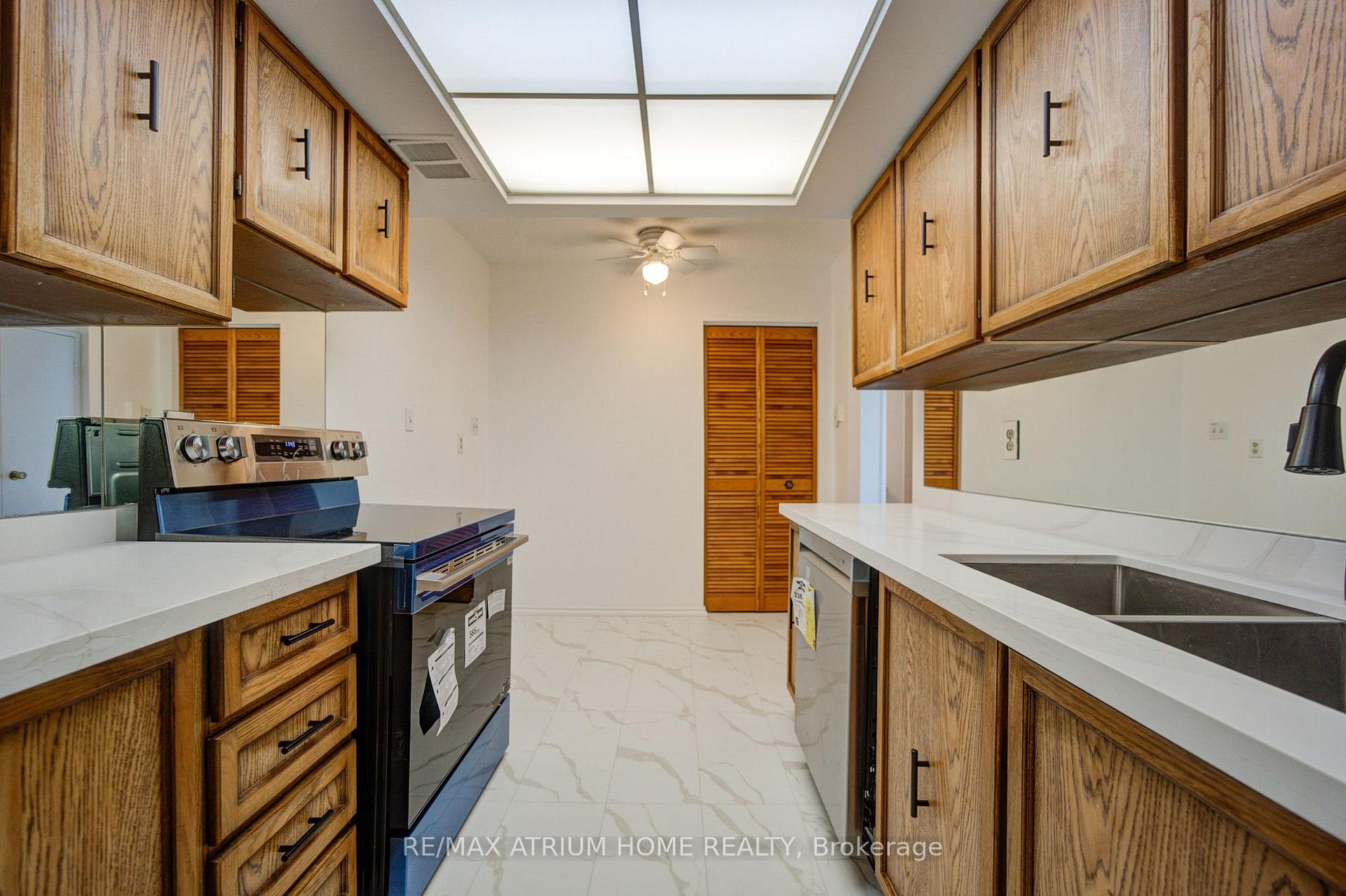 Photo 42 of 3131 Bridletowne Circle, Scarborough, L'Amoreaux — HOMEH