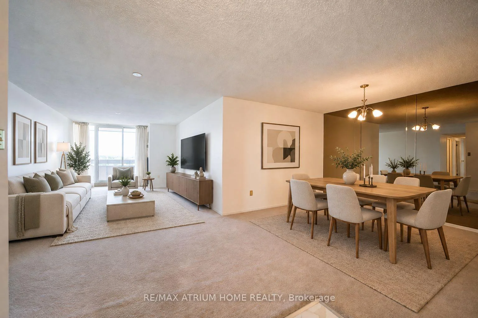 Photo 5 of 3131 Bridletowne Circle, Scarborough, L'Amoreaux — HOMEH