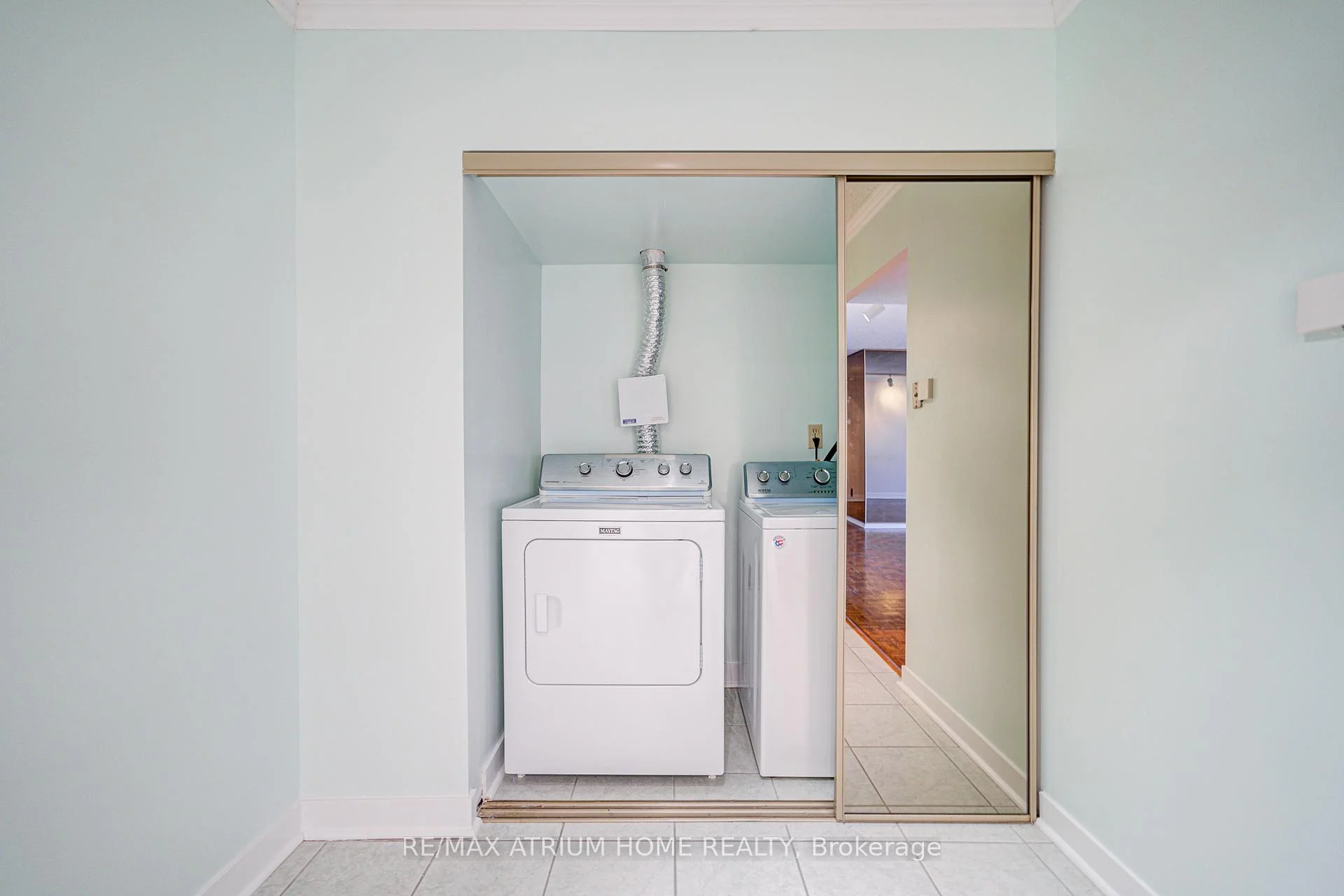 Photo 55 of 3131 Bridletowne Circle, Scarborough, L'Amoreaux — HOMEH