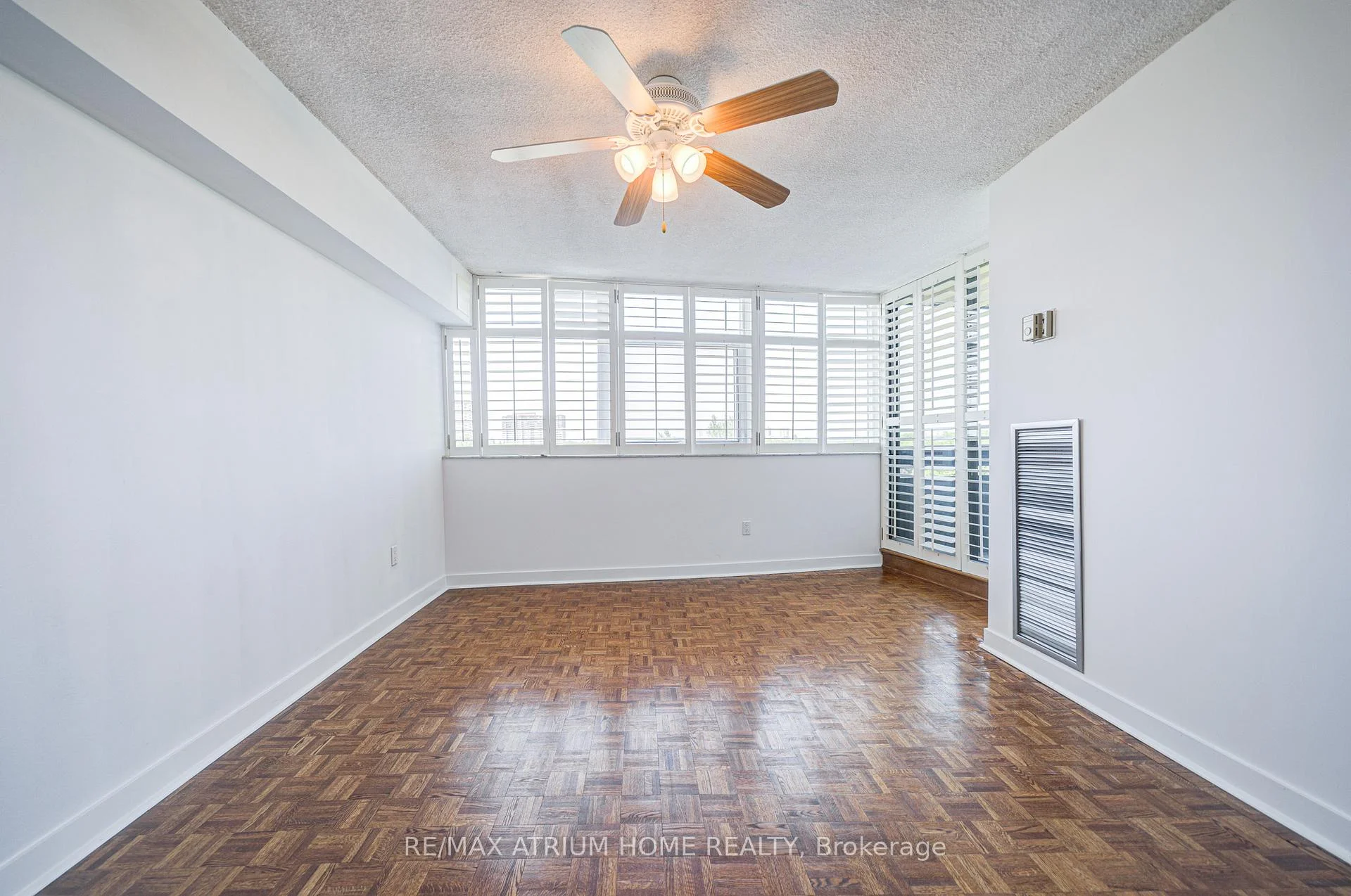 Photo 77 of 3131 Bridletowne Circle, Scarborough, L'Amoreaux — HOMEH