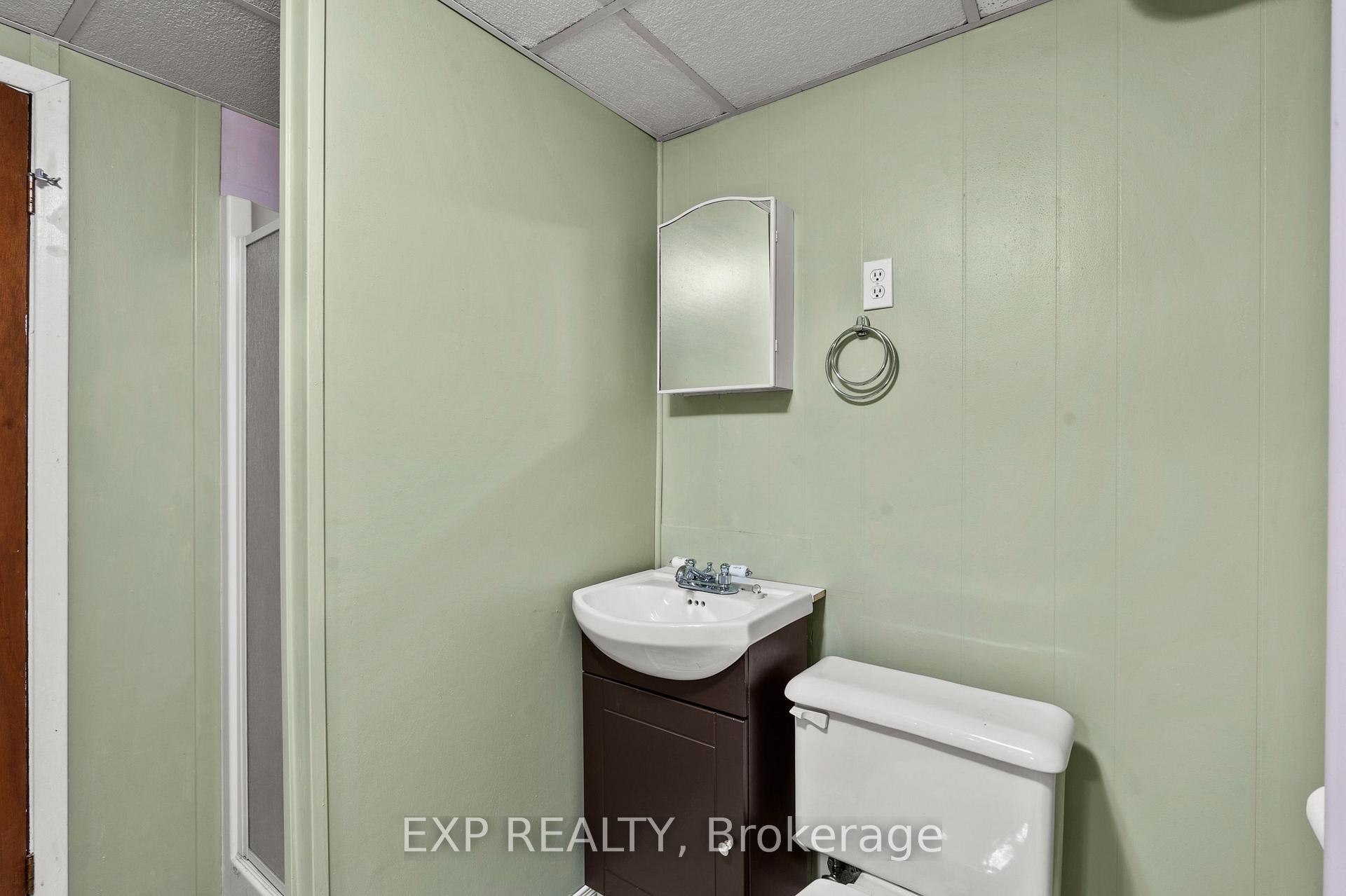 Photo 32 of 8800 Champlain Drive, Niagara Falls, Chippawa — HOMEH