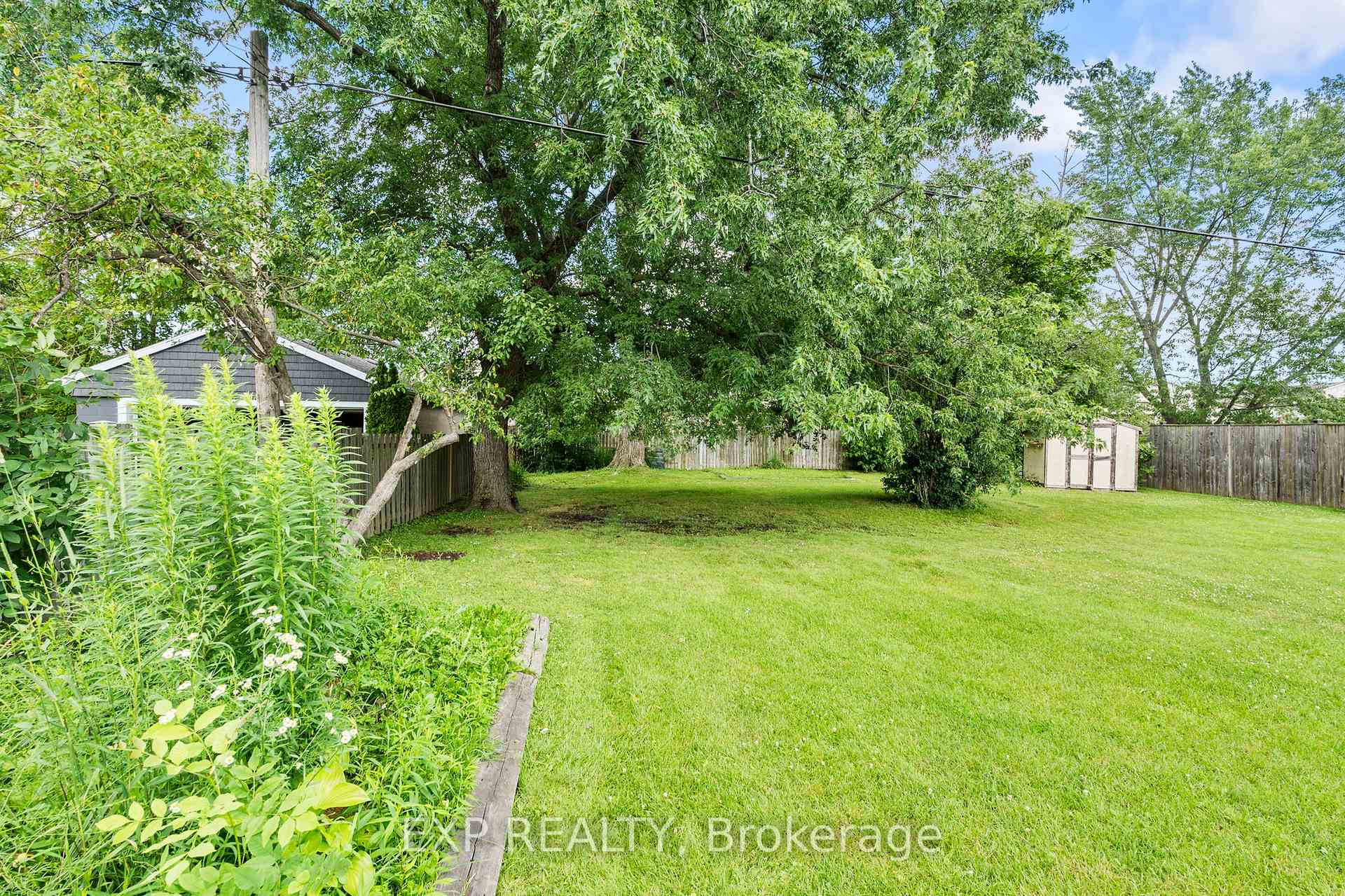 Photo 35 of 8800 Champlain Drive, Niagara Falls, Chippawa — HOMEH
