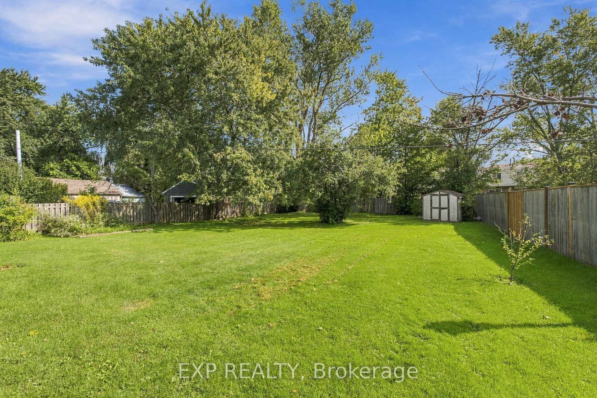 Photo 36 of 8800 Champlain Drive, Niagara Falls, Chippawa — HOMEH