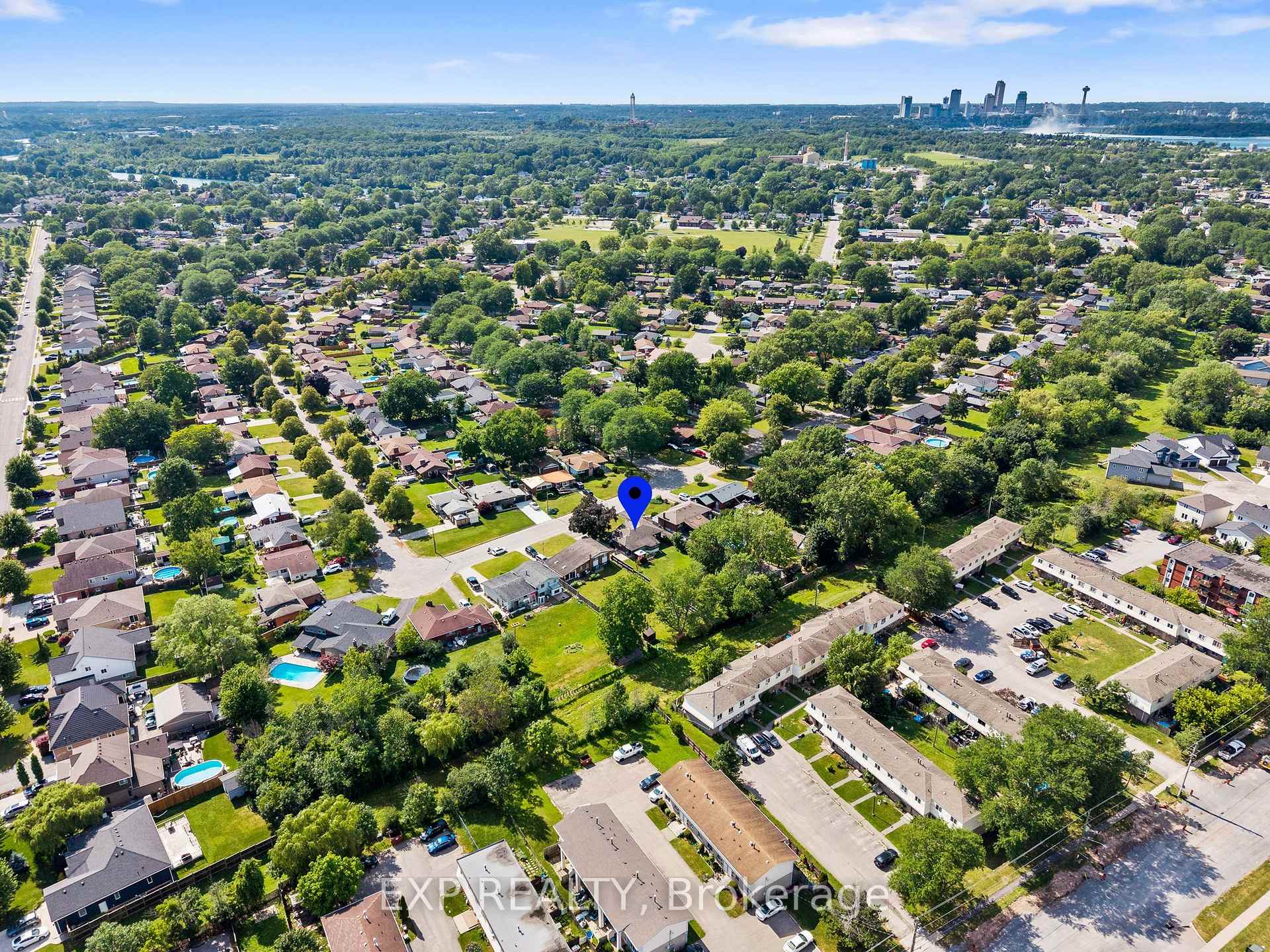 Photo 45 of 8800 Champlain Drive, Niagara Falls, Chippawa — HOMEH