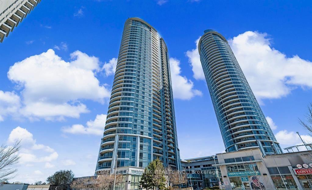 Front of Unit 1022, 135 Village Green Square