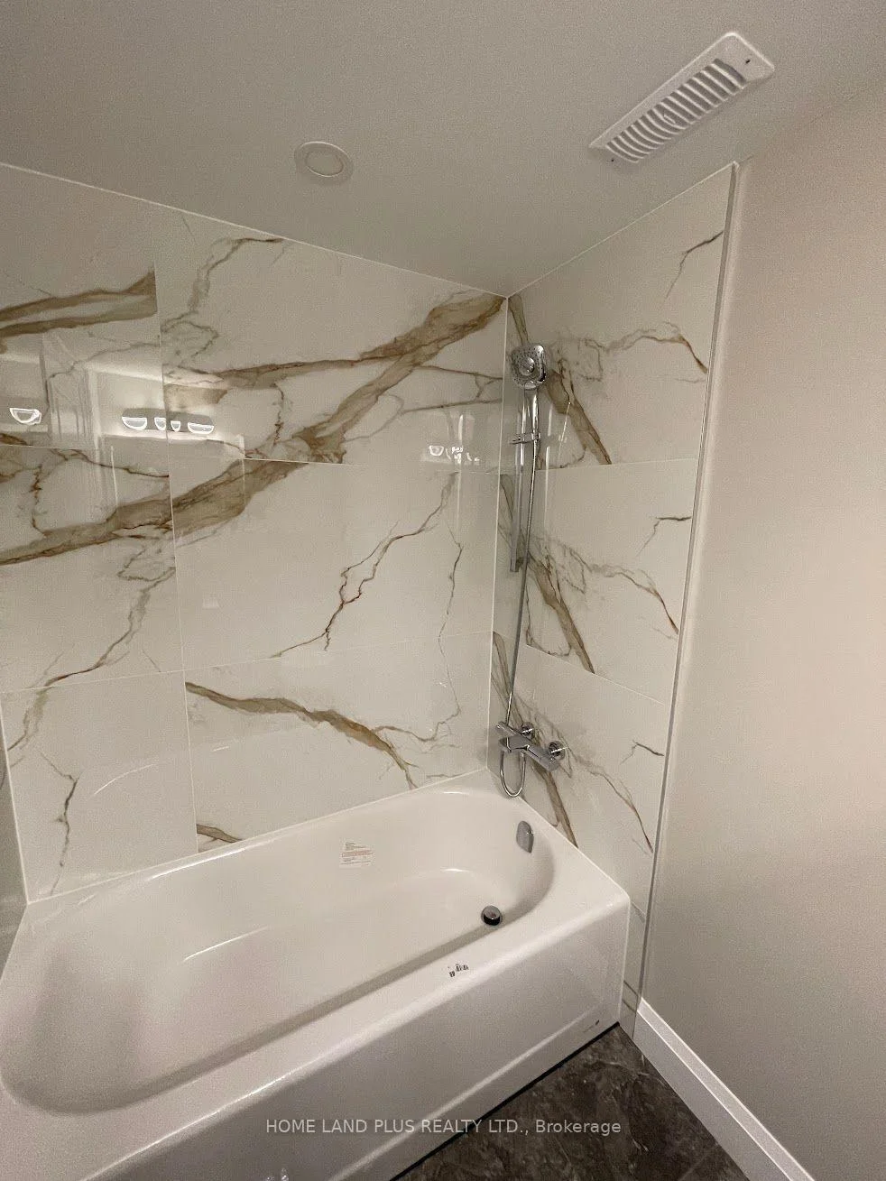 Photo 12 of Unit Bsm unit, 42 Lissom Crescent, North York, Newtonbrook West — HOMEH
