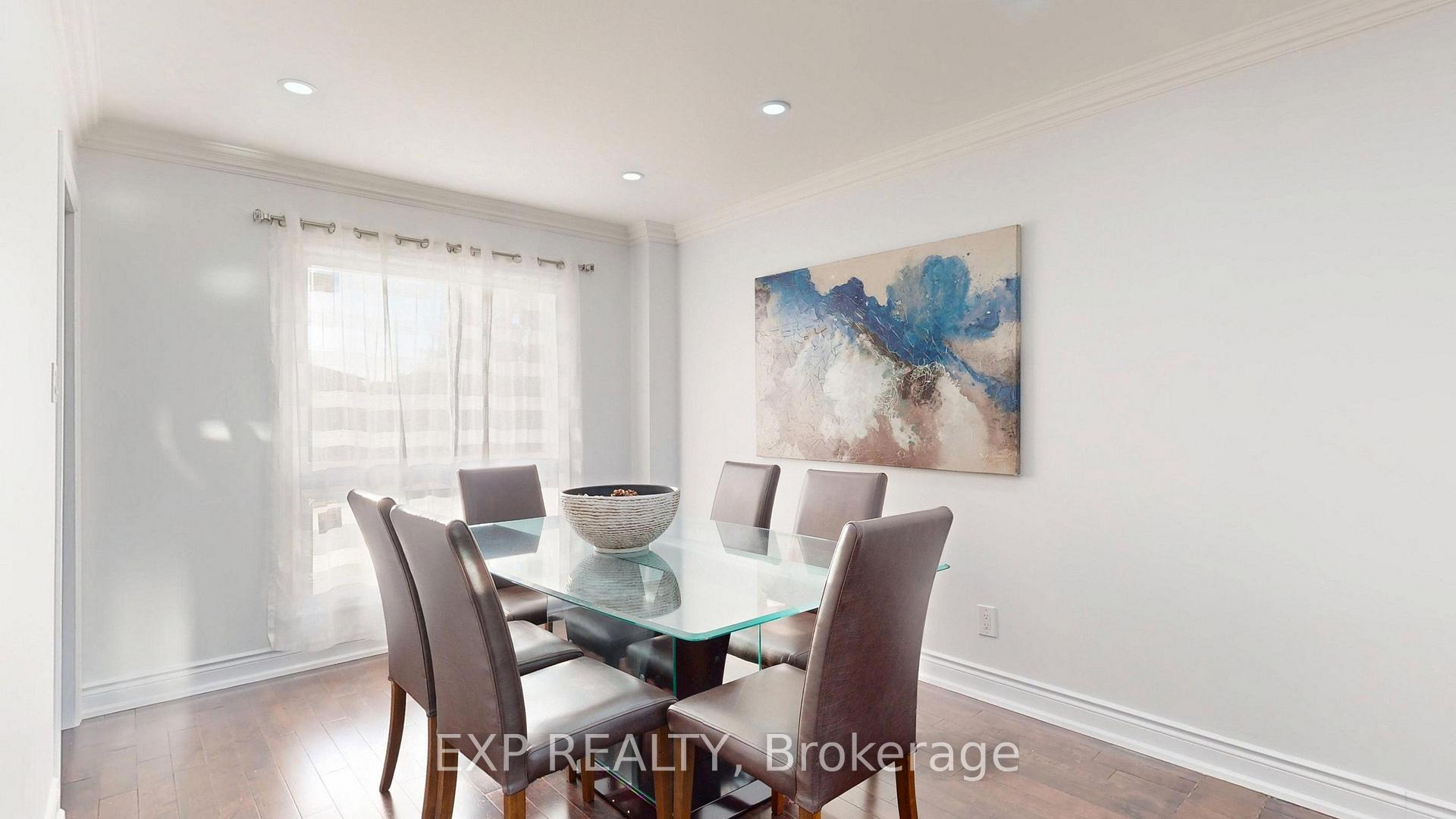 Photo 8 of 97 Jackman Crescent, Vaughan, West Woodbridge — HOMEH