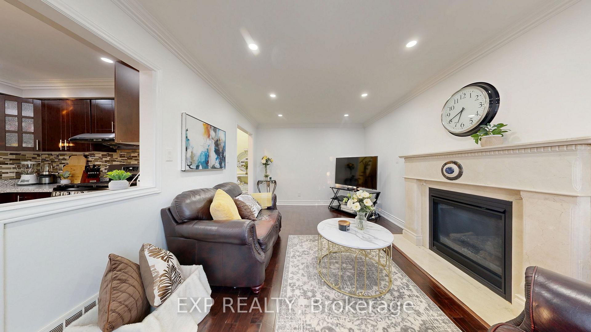 Photo 11 of 97 Jackman Crescent, Vaughan, West Woodbridge — HOMEH