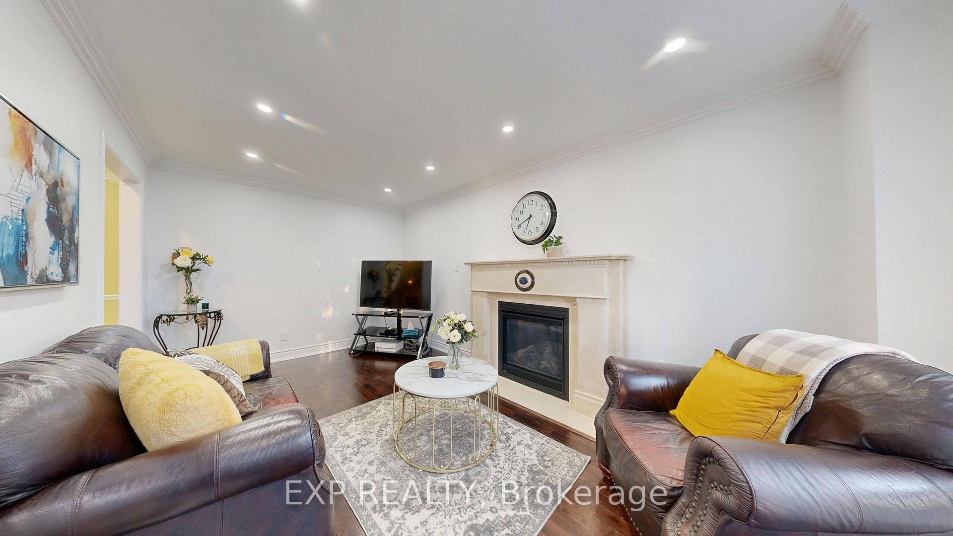 Photo 12 of 97 Jackman Crescent, Vaughan, West Woodbridge — HOMEH