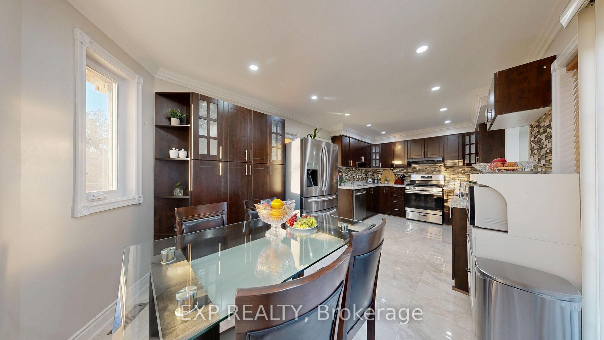 Photo 17 of 97 Jackman Crescent, Vaughan, West Woodbridge — HOMEH
