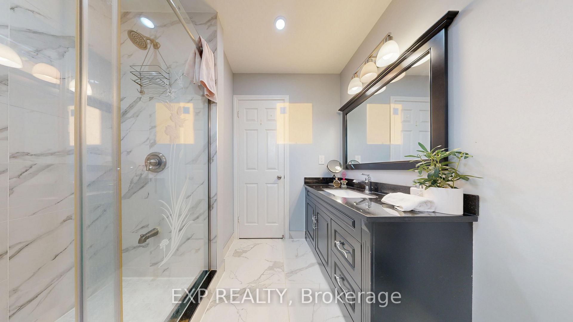 Photo 22 of 97 Jackman Crescent, Vaughan, West Woodbridge — HOMEH