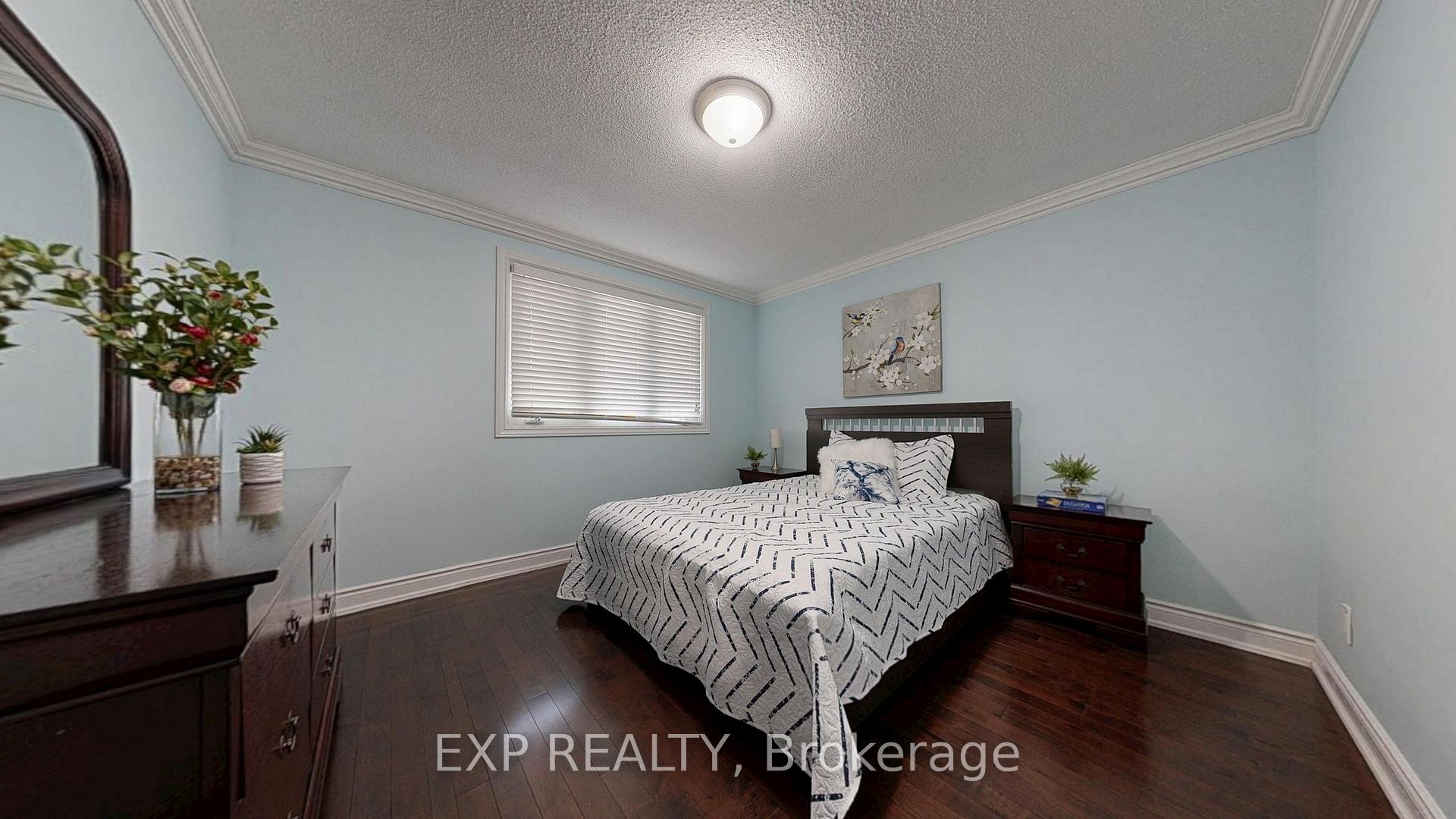 Photo 24 of 97 Jackman Crescent, Vaughan, West Woodbridge — HOMEH