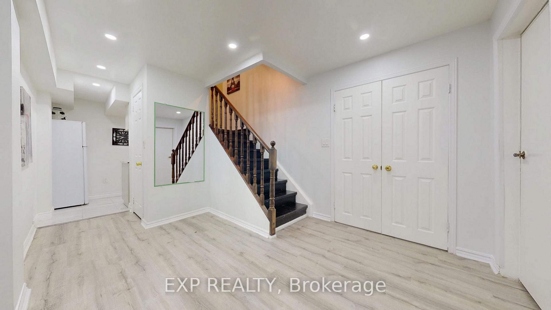 Photo 27 of 97 Jackman Crescent, Vaughan, West Woodbridge — HOMEH