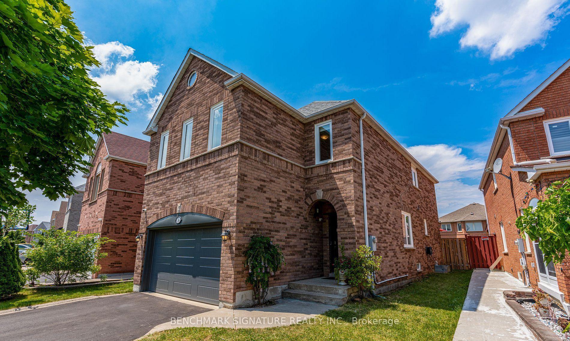 Photo 1 of 36 Twisted Oak Street, Brampton, Sandringham-Wellington — HOMEH