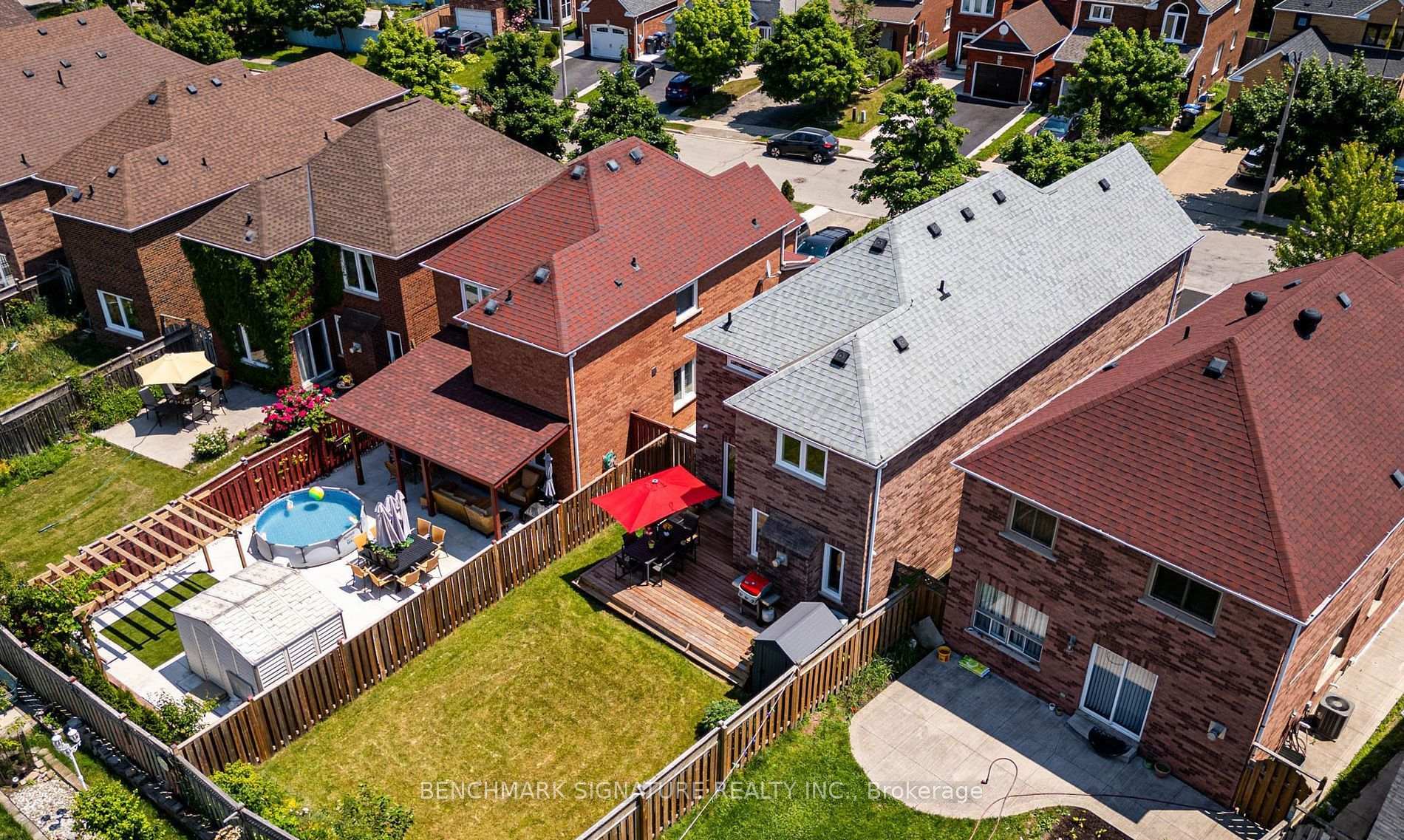 Photo 42 of 36 Twisted Oak Street, Brampton, Sandringham-Wellington — HOMEH