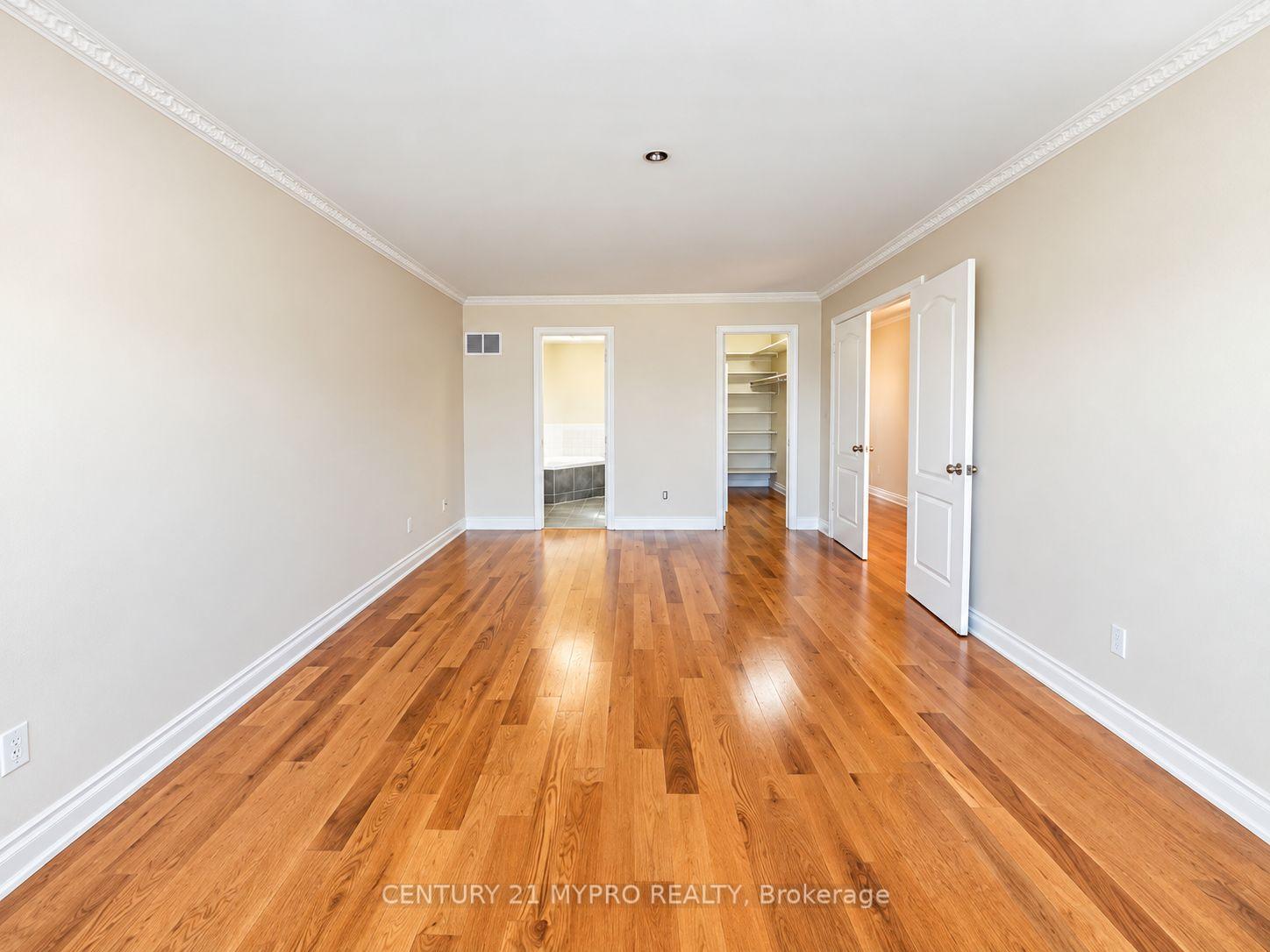 Photo 11 of 178 Stonemanor Avenue, Whitby, Pringle Creek — HOMEH
