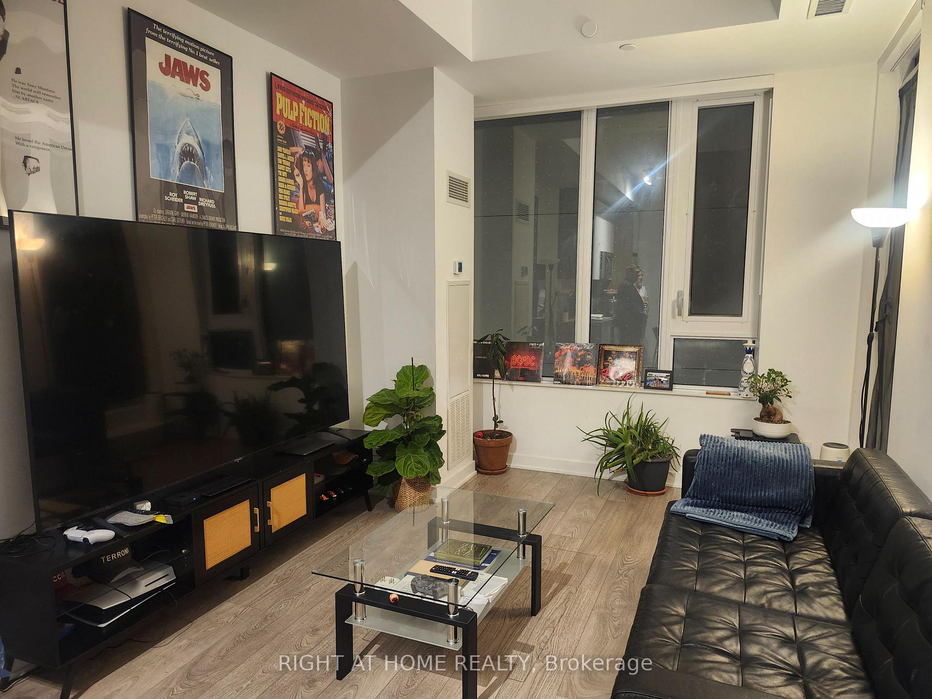 Photo 4 of Unit 221, 543 Richmond Street W, Toronto, Waterfront Communities — HOMEH