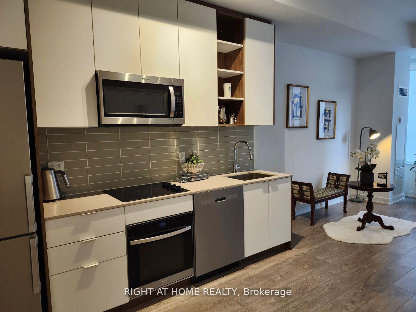 Photo 8 of Unit 221, 543 Richmond Street W, Toronto, Waterfront Communities — HOMEH