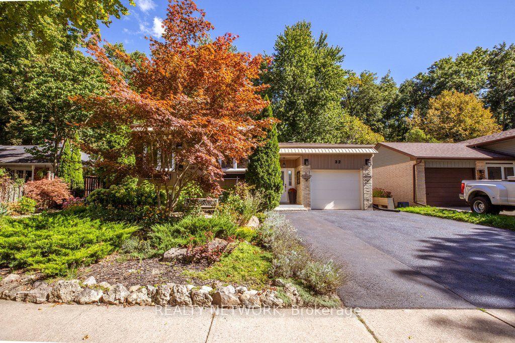 Photo 2 of 32 Beechwood Avenue, Brantford, Cedarland — HOMEH