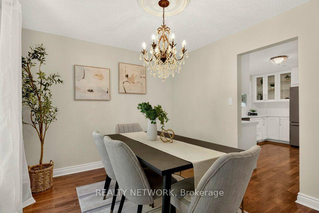 Photo 15 of 32 Beechwood Avenue, Brantford, Cedarland — HOMEH