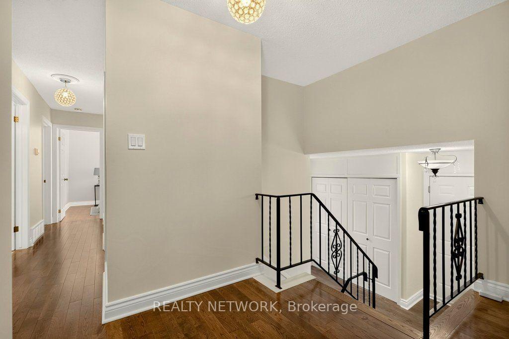 Photo 21 of 32 Beechwood Avenue, Brantford, Cedarland — HOMEH