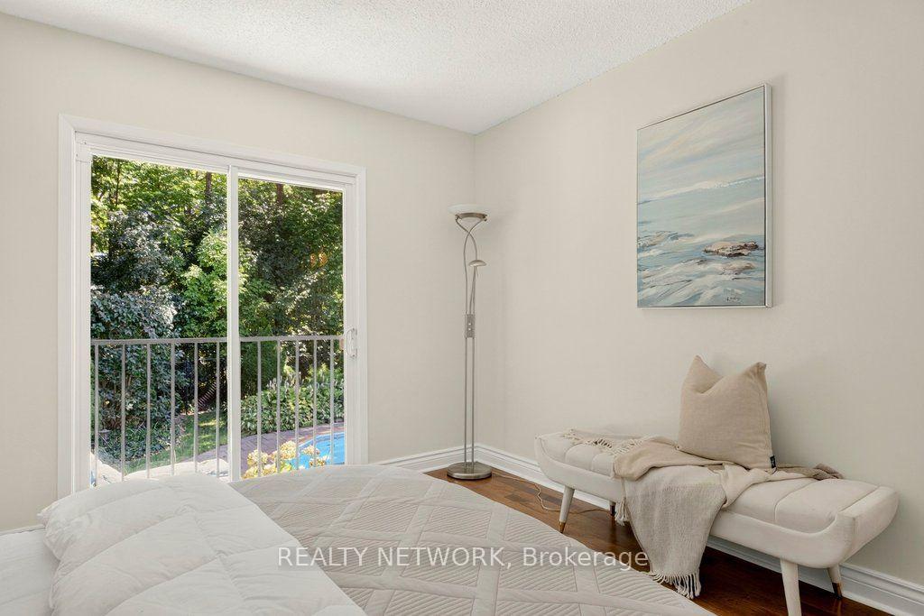 Photo 23 of 32 Beechwood Avenue, Brantford, Cedarland — HOMEH