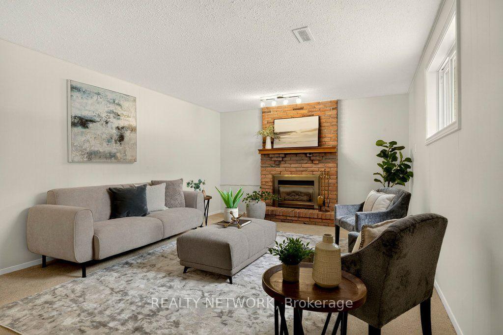 Photo 33 of 32 Beechwood Avenue, Brantford, Cedarland — HOMEH