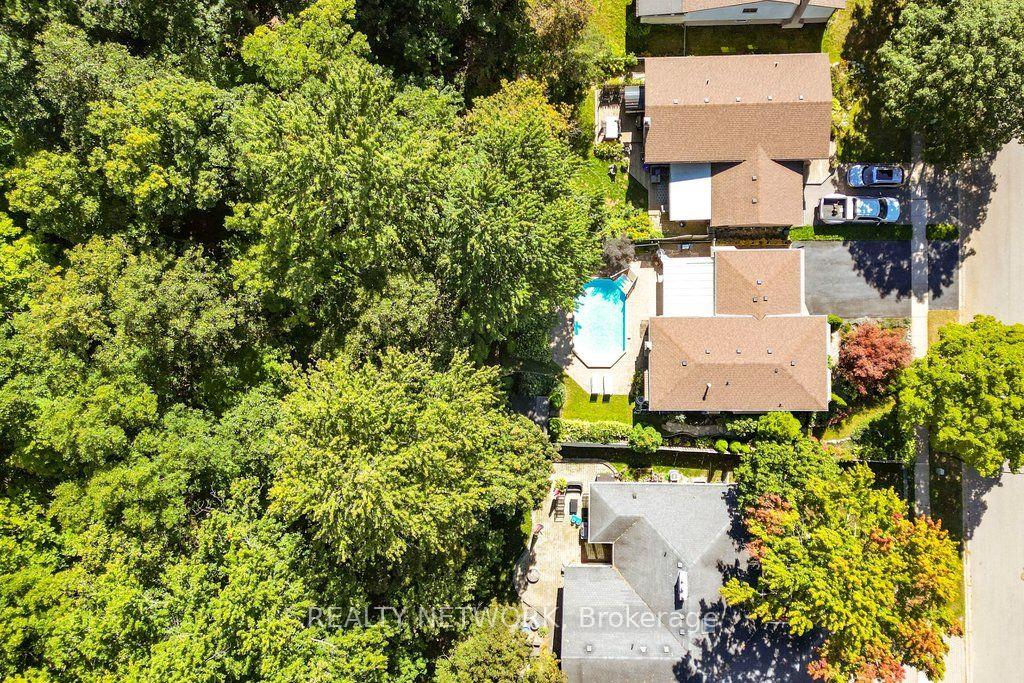 Photo 50 of 32 Beechwood Avenue, Brantford, Cedarland — HOMEH