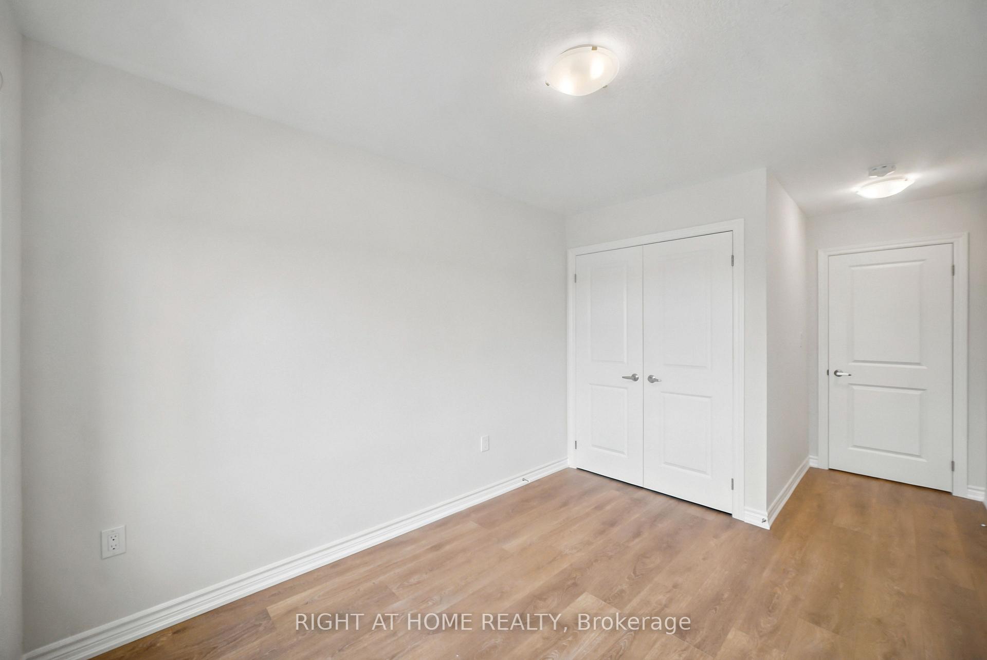 Photo 19 of 1128 Periwinkle Crescent, Woodstock, Woodstock - North — HOMEH