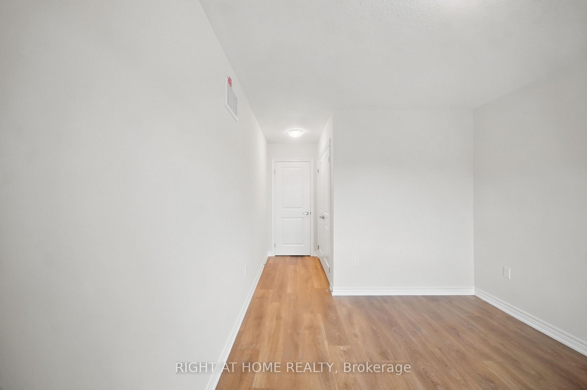 Photo 22 of 1128 Periwinkle Crescent, Woodstock, Woodstock - North — HOMEH