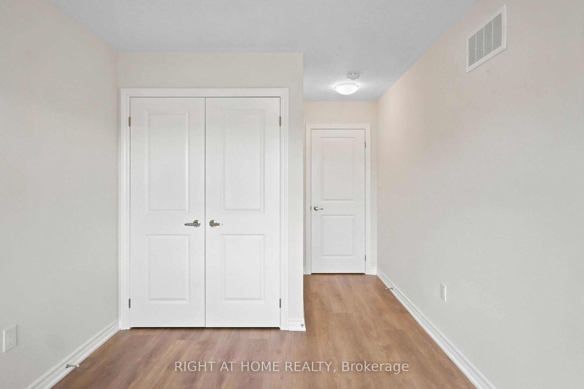 Photo 26 of 1128 Periwinkle Crescent, Woodstock, Woodstock - North — HOMEH