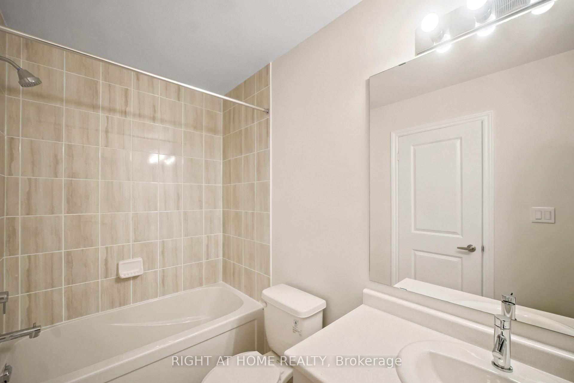 Photo 32 of 1128 Periwinkle Crescent, Woodstock, Woodstock - North — HOMEH