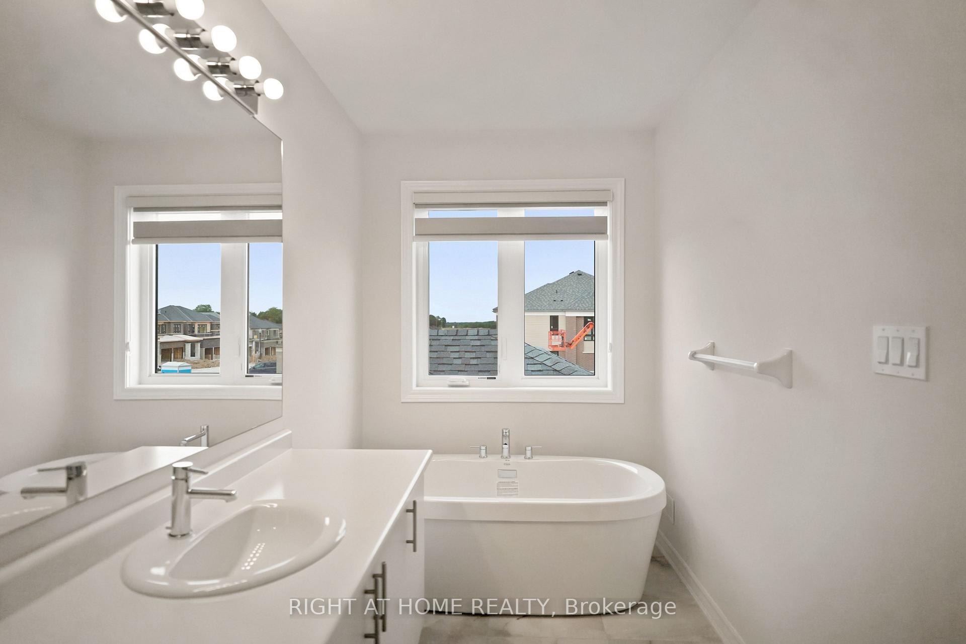 Photo 34 of 1128 Periwinkle Crescent, Woodstock, Woodstock - North — HOMEH