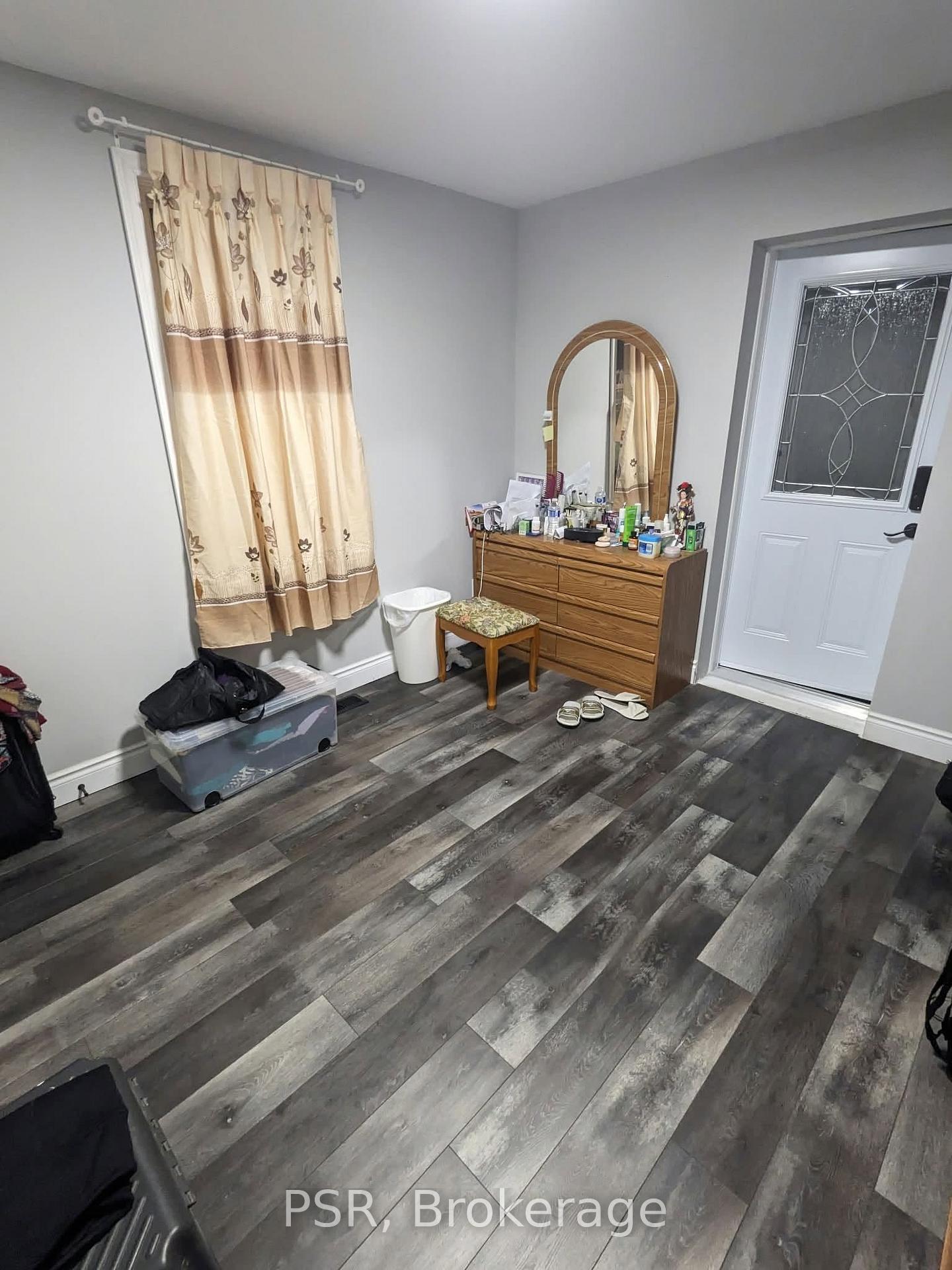 Photo 19 of 18 Sheldon Avenue N, Kitchener, King East — HOMEH