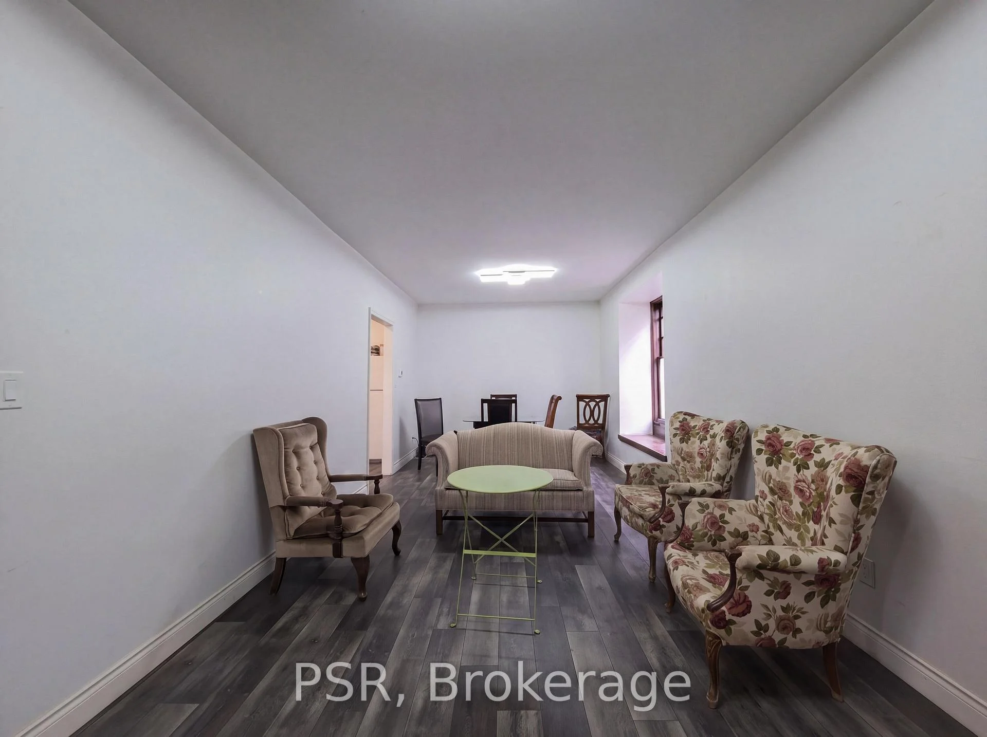 Photo 6 of 18 Sheldon Avenue N, Kitchener, King East — HOMEH