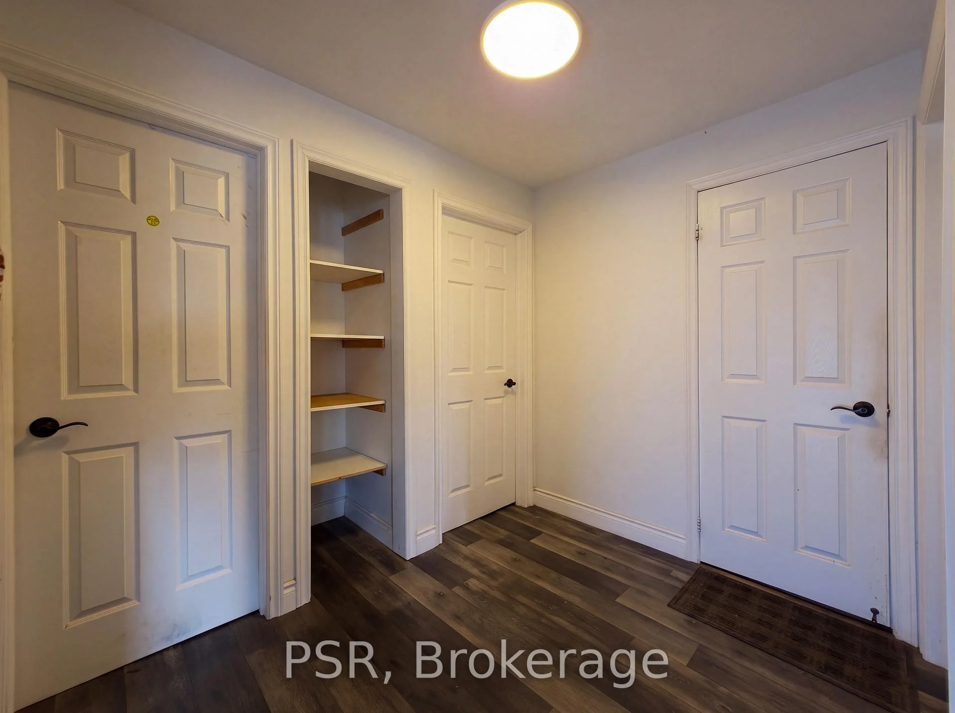 Photo 24 of 18 Sheldon Avenue N, Kitchener, King East — HOMEH