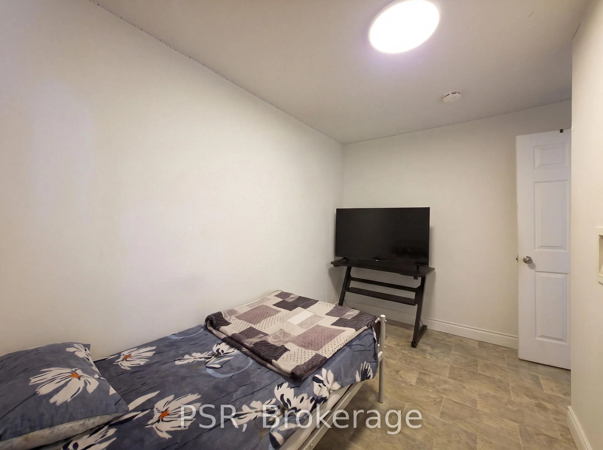 Photo 36 of 18 Sheldon Avenue N, Kitchener, King East — HOMEH
