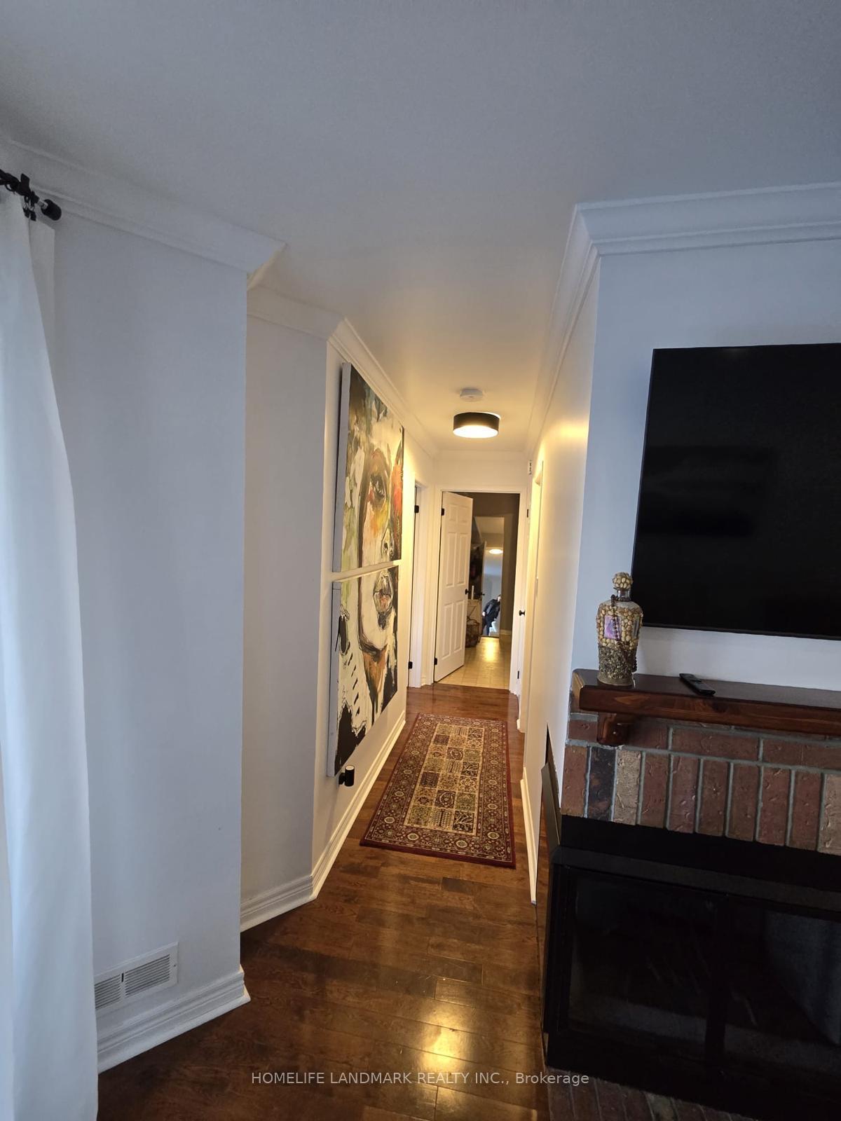 Photo 5 of Unit 242, 2110 Cleaver Avenue, Burlington, Headon — HOMEH
