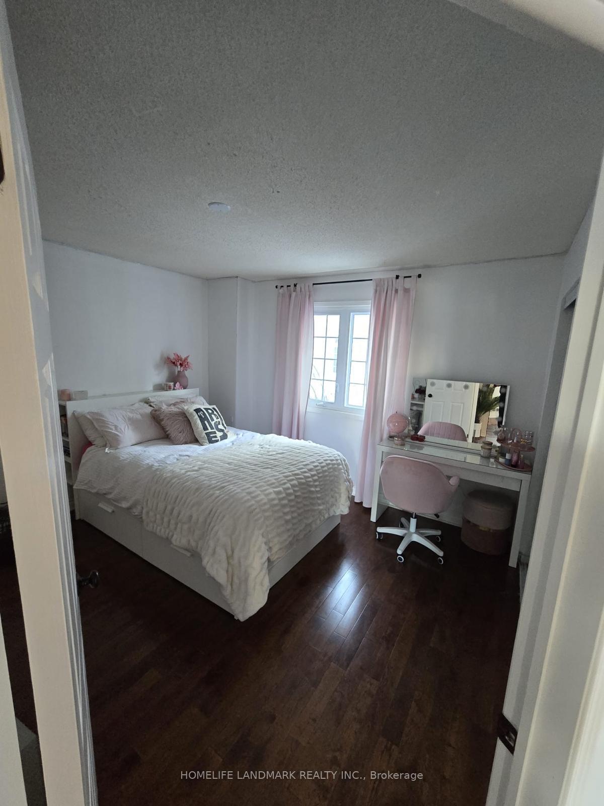 Photo 12 of Unit 242, 2110 Cleaver Avenue, Burlington, Headon — HOMEH