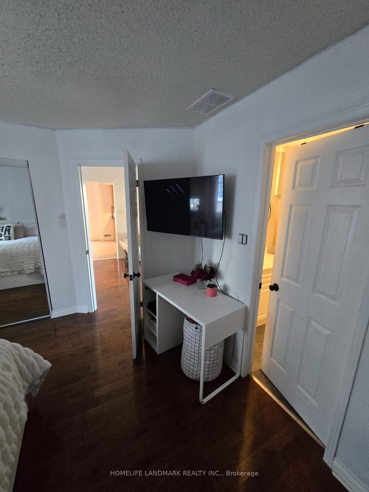 Photo 14 of Unit 242, 2110 Cleaver Avenue, Burlington, Headon — HOMEH